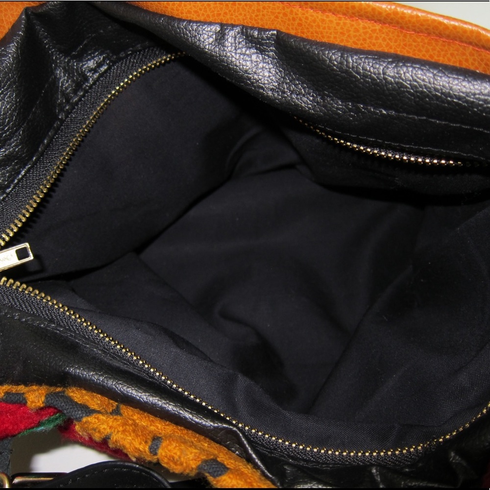 Embroidered Handmade Handbag - Picture 5 of 7